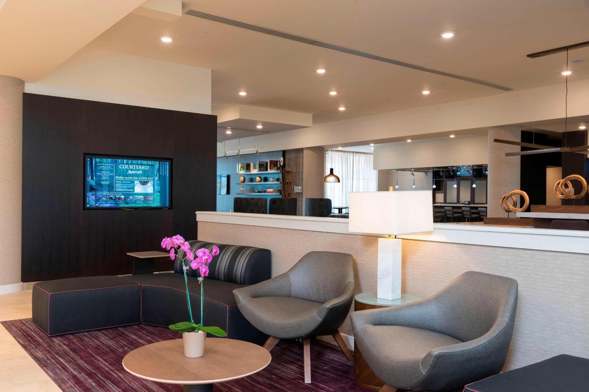 Courtyard By Marriott Mt. Pleasant At Central Michigan University Mount Pleasant Εξωτερικό φωτογραφία