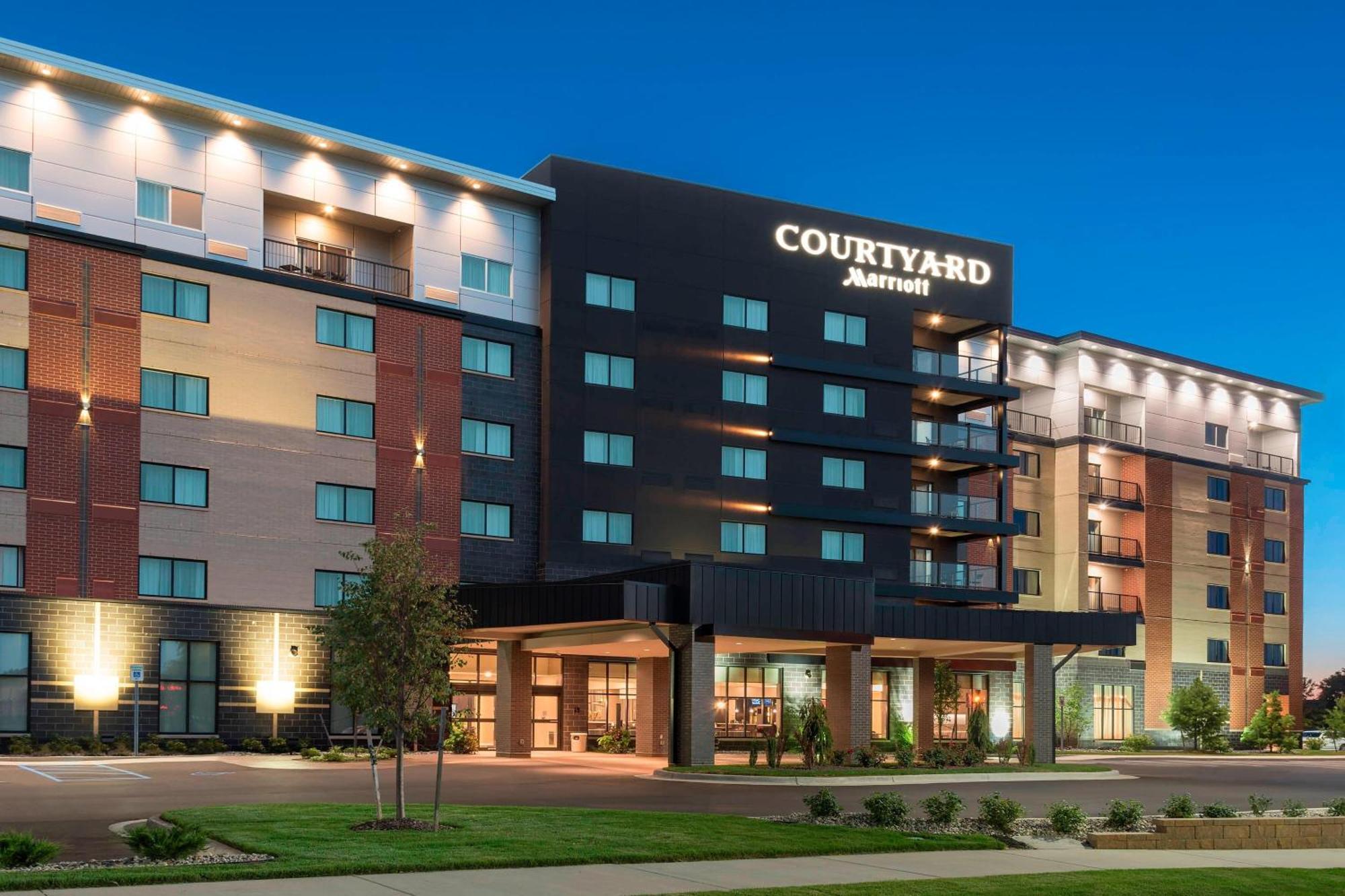 Courtyard By Marriott Mt. Pleasant At Central Michigan University Mount Pleasant Εξωτερικό φωτογραφία