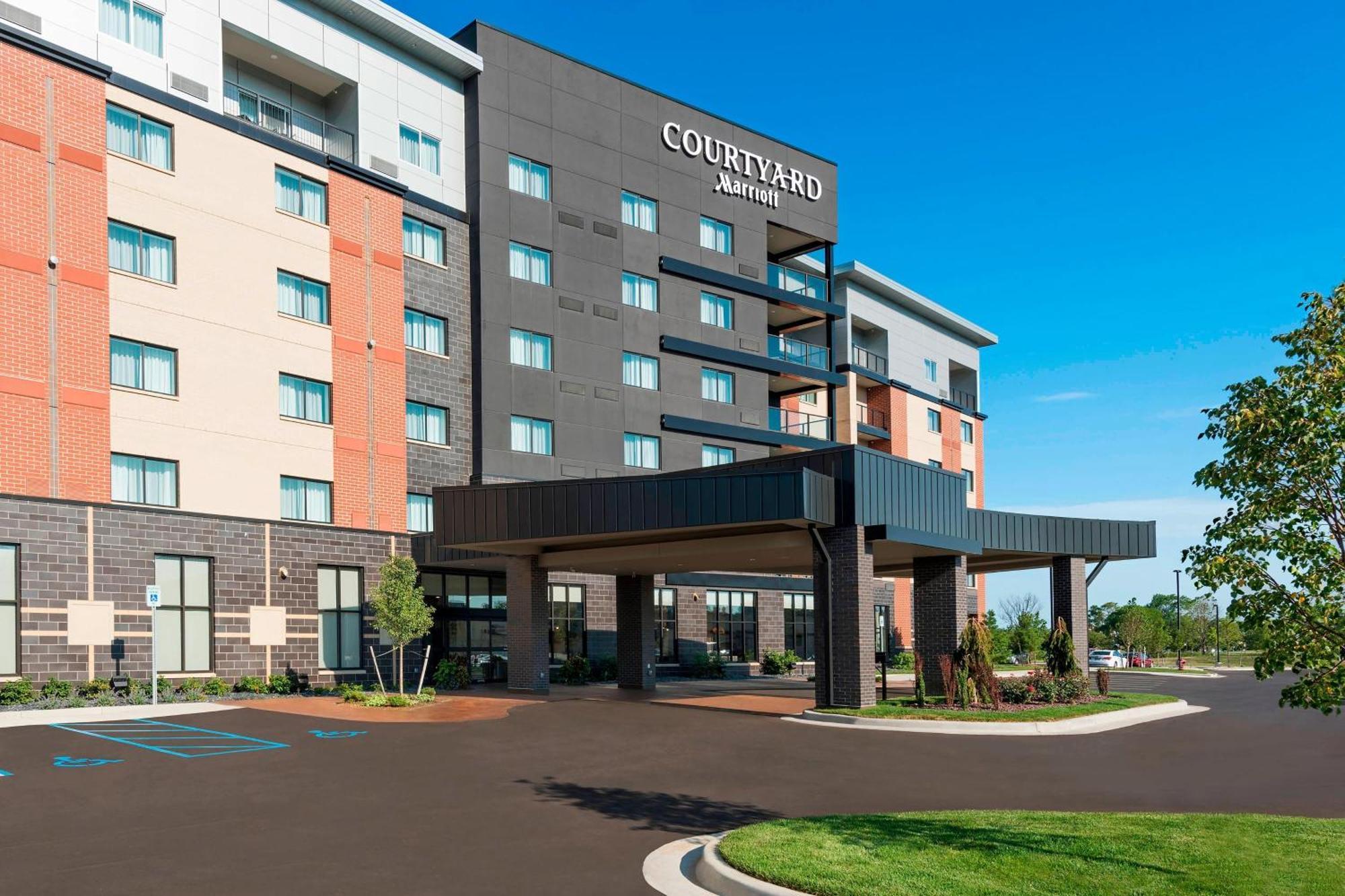 Courtyard By Marriott Mt. Pleasant At Central Michigan University Mount Pleasant Εξωτερικό φωτογραφία