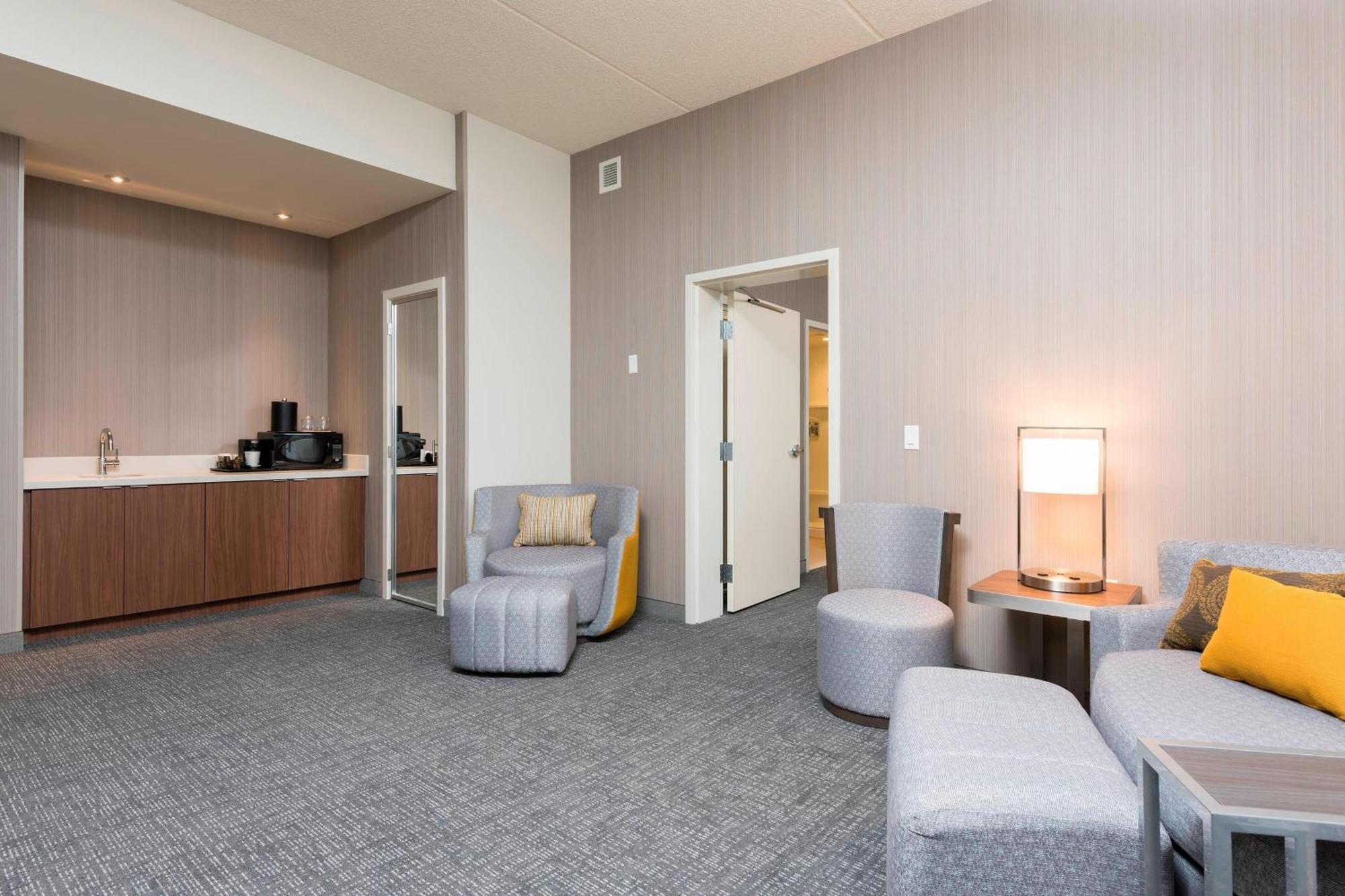 Courtyard By Marriott Mt. Pleasant At Central Michigan University Mount Pleasant Εξωτερικό φωτογραφία