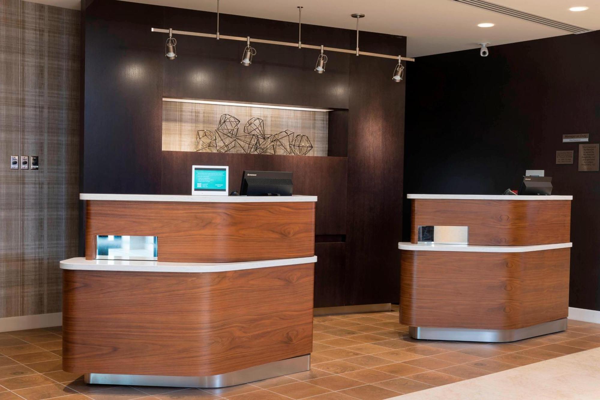Courtyard By Marriott Mt. Pleasant At Central Michigan University Mount Pleasant Εξωτερικό φωτογραφία