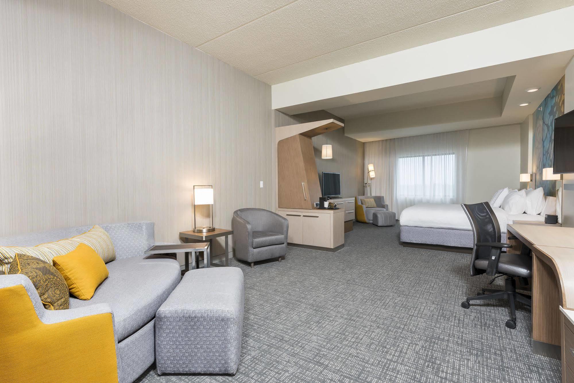 Courtyard By Marriott Mt. Pleasant At Central Michigan University Mount Pleasant Εξωτερικό φωτογραφία